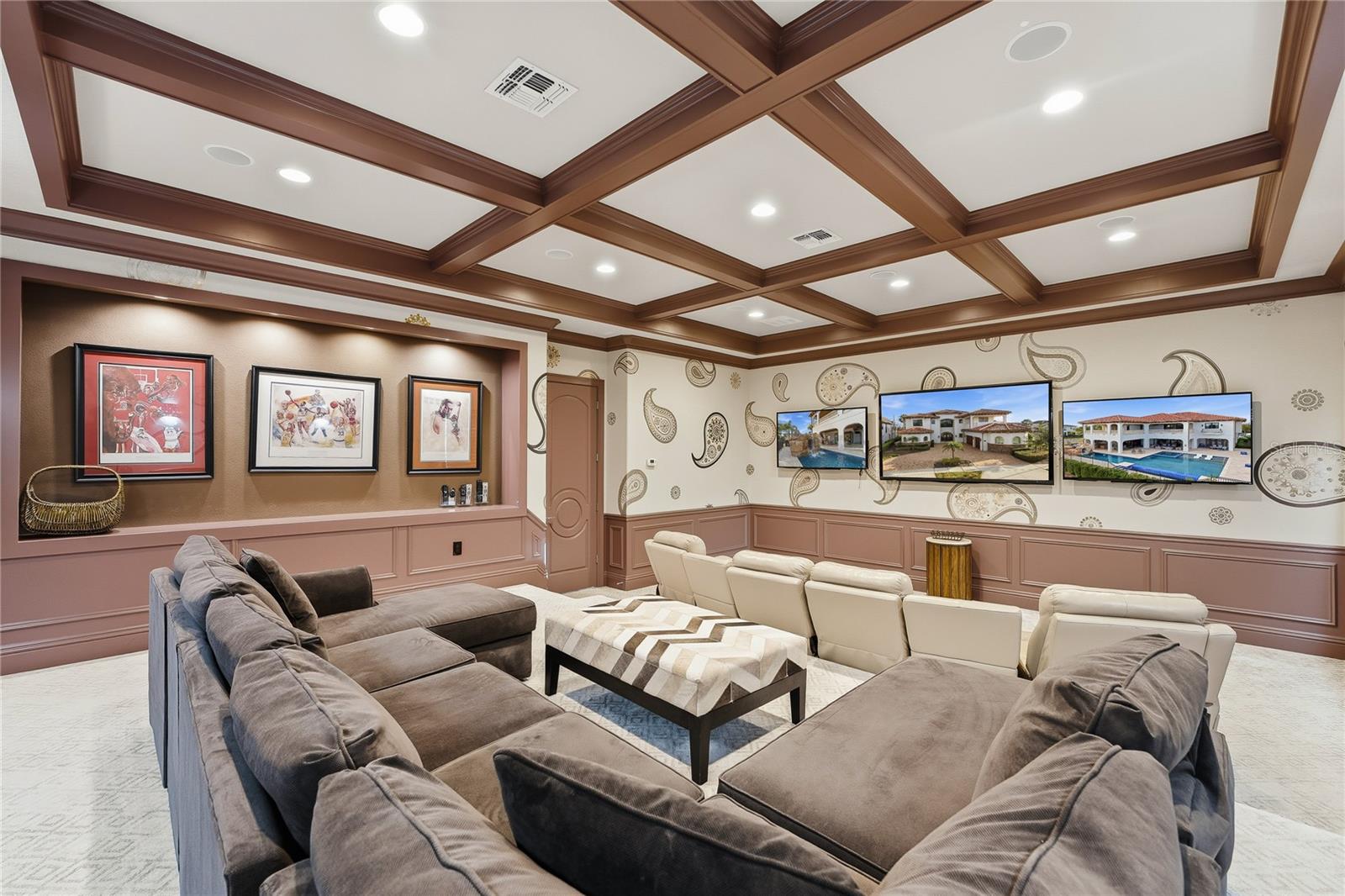 O6438655 Property Photo