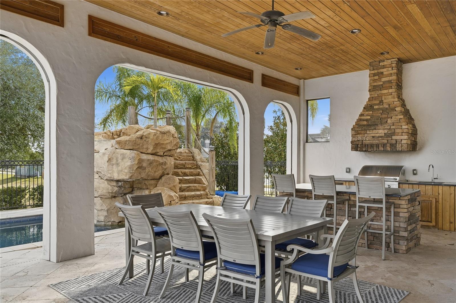 O6438655 Property Photo