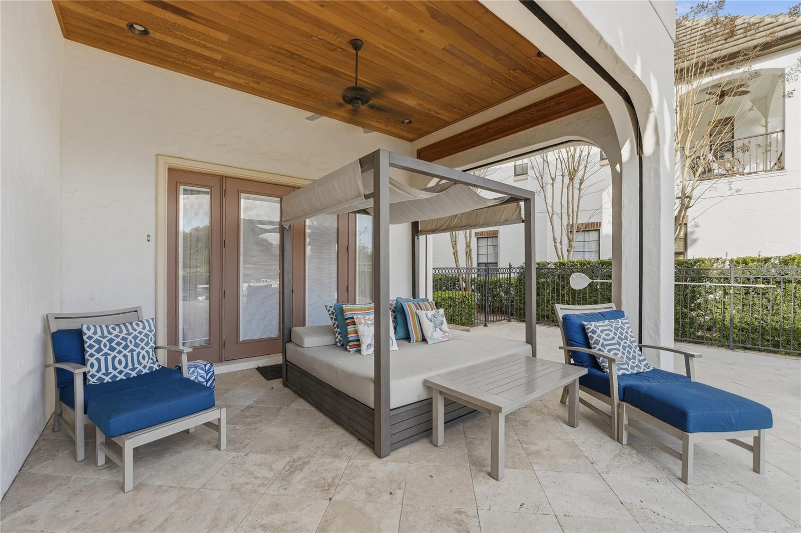 O6438655 Property Photo