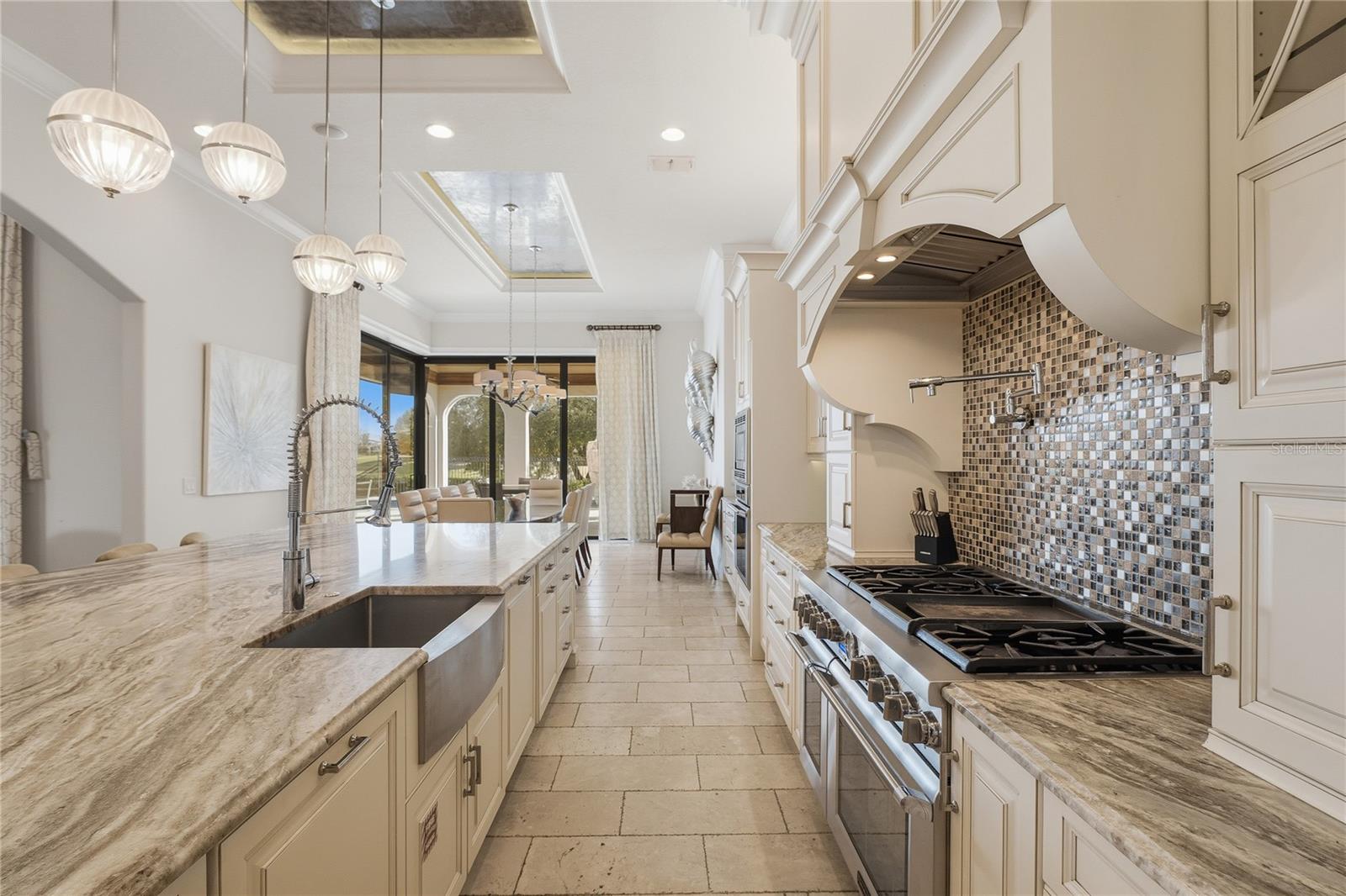 O6438655 Property Photo