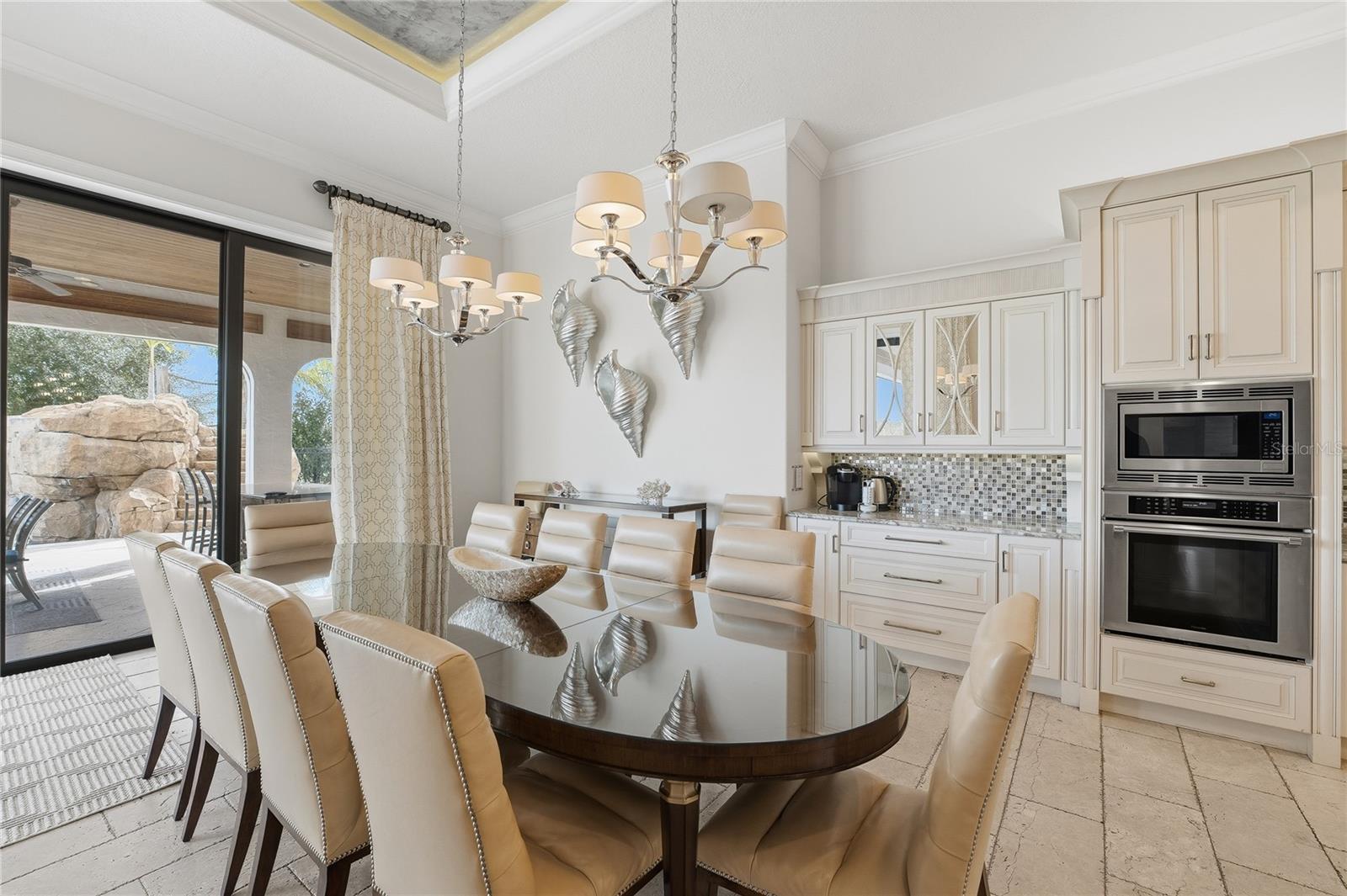 O6438655 Property Photo