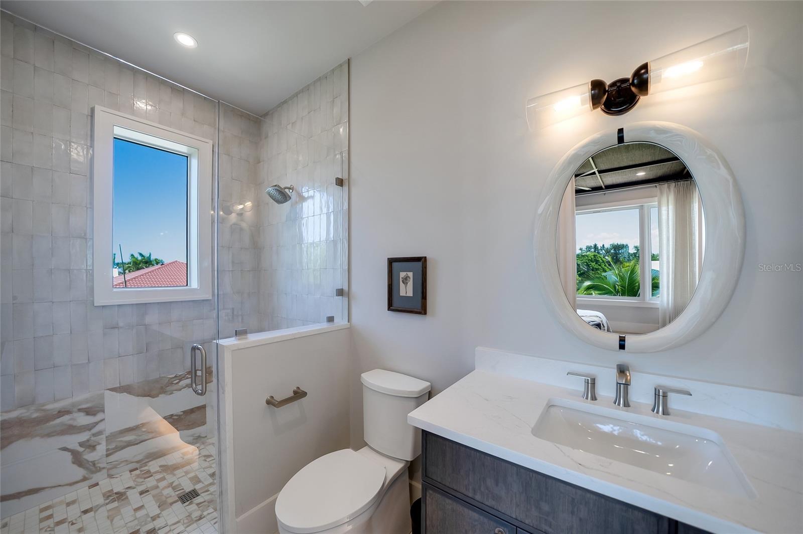 A4704981 Property Photo