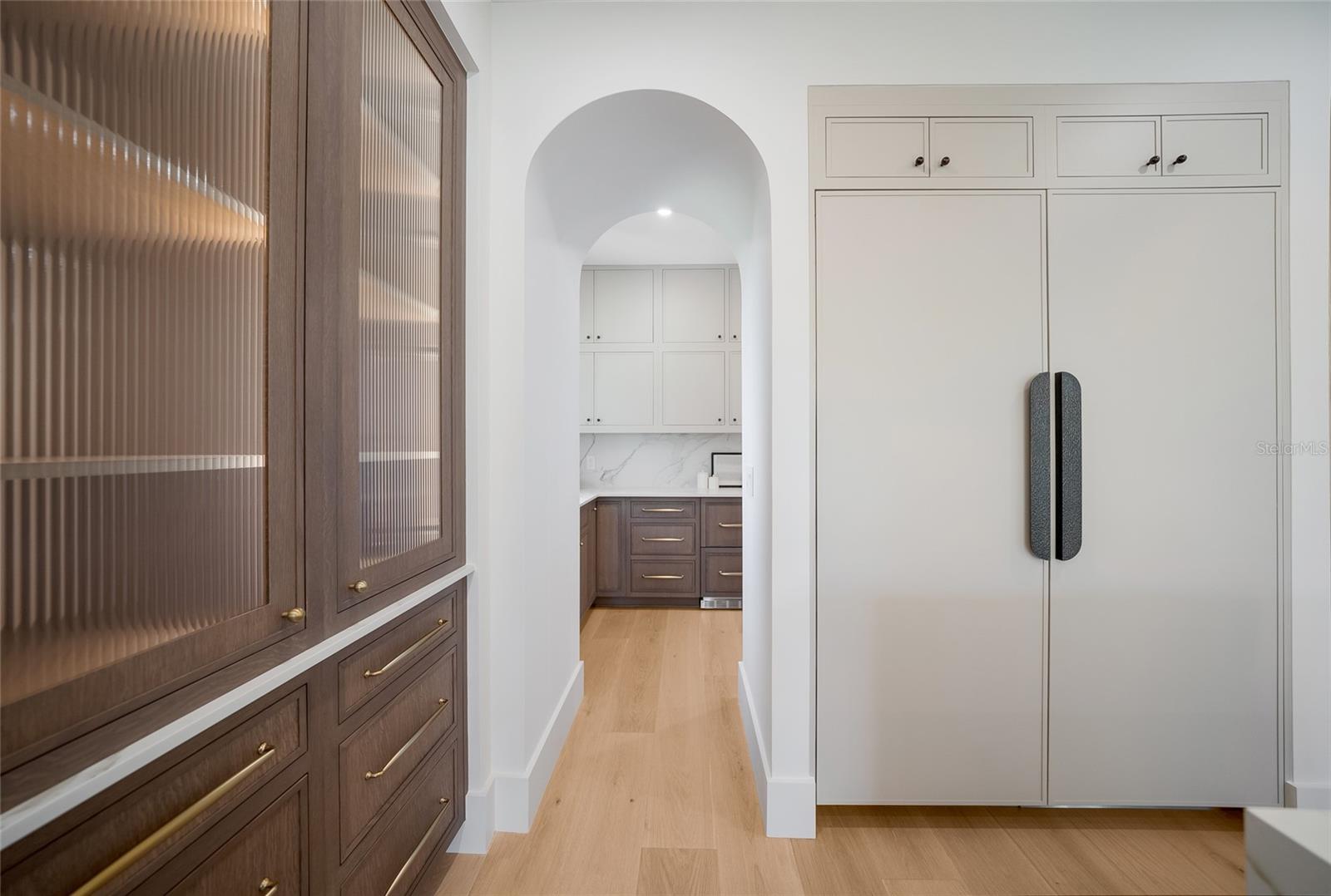 A4704981 Property Photo