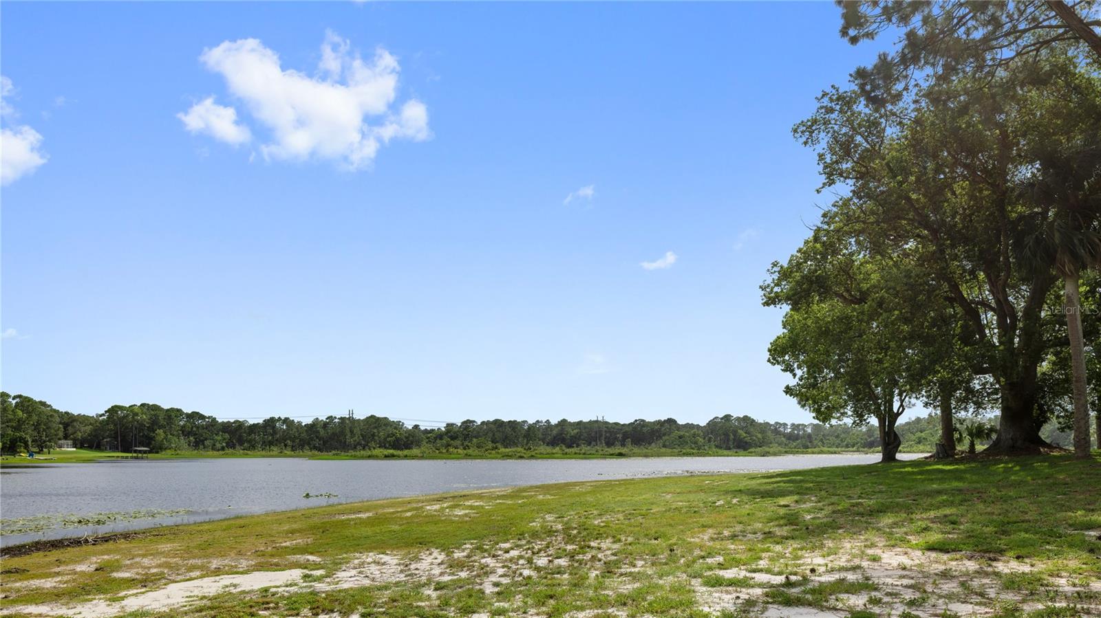 O6439030 Property Photo