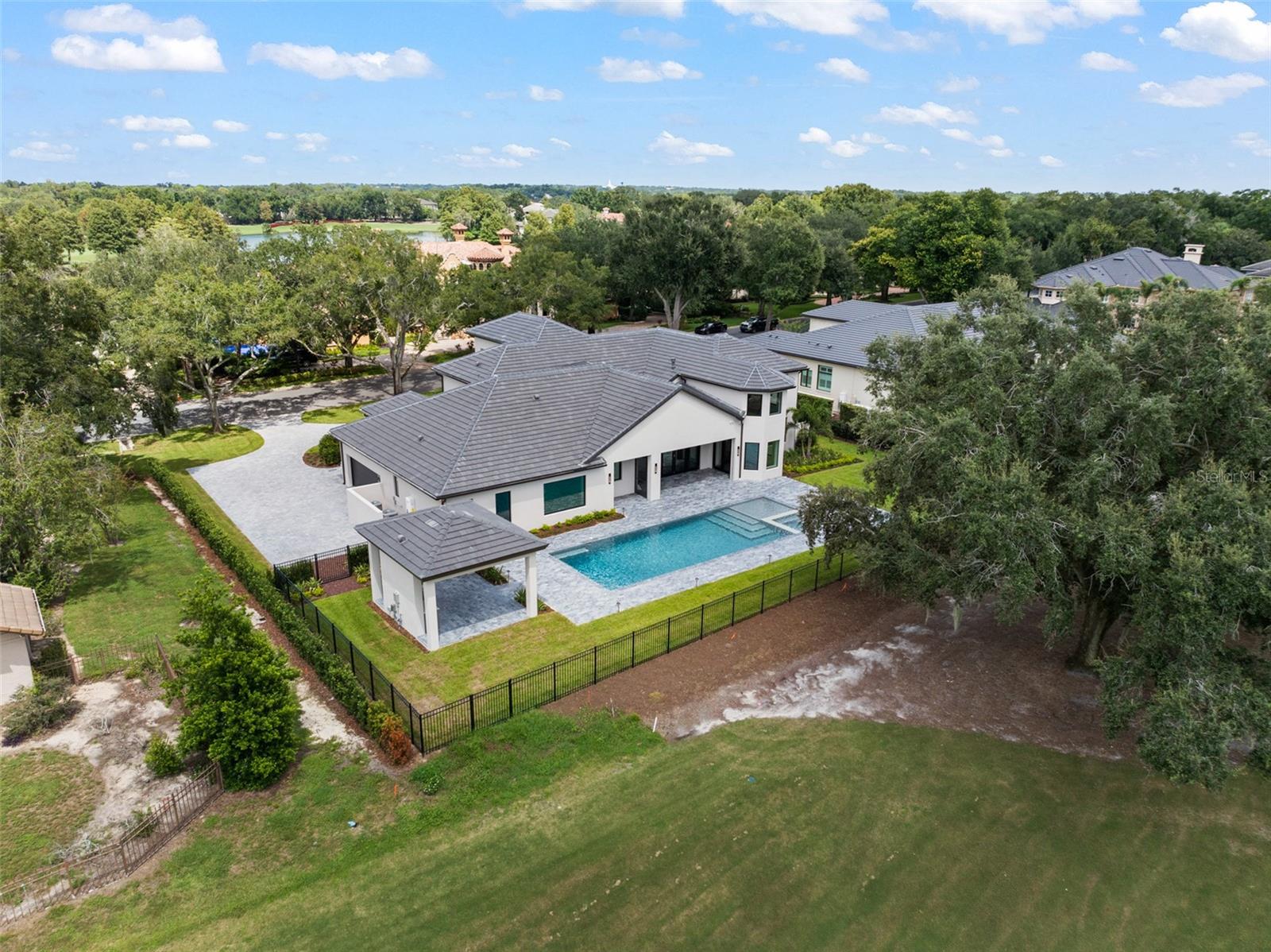 O6439156 Property Photo