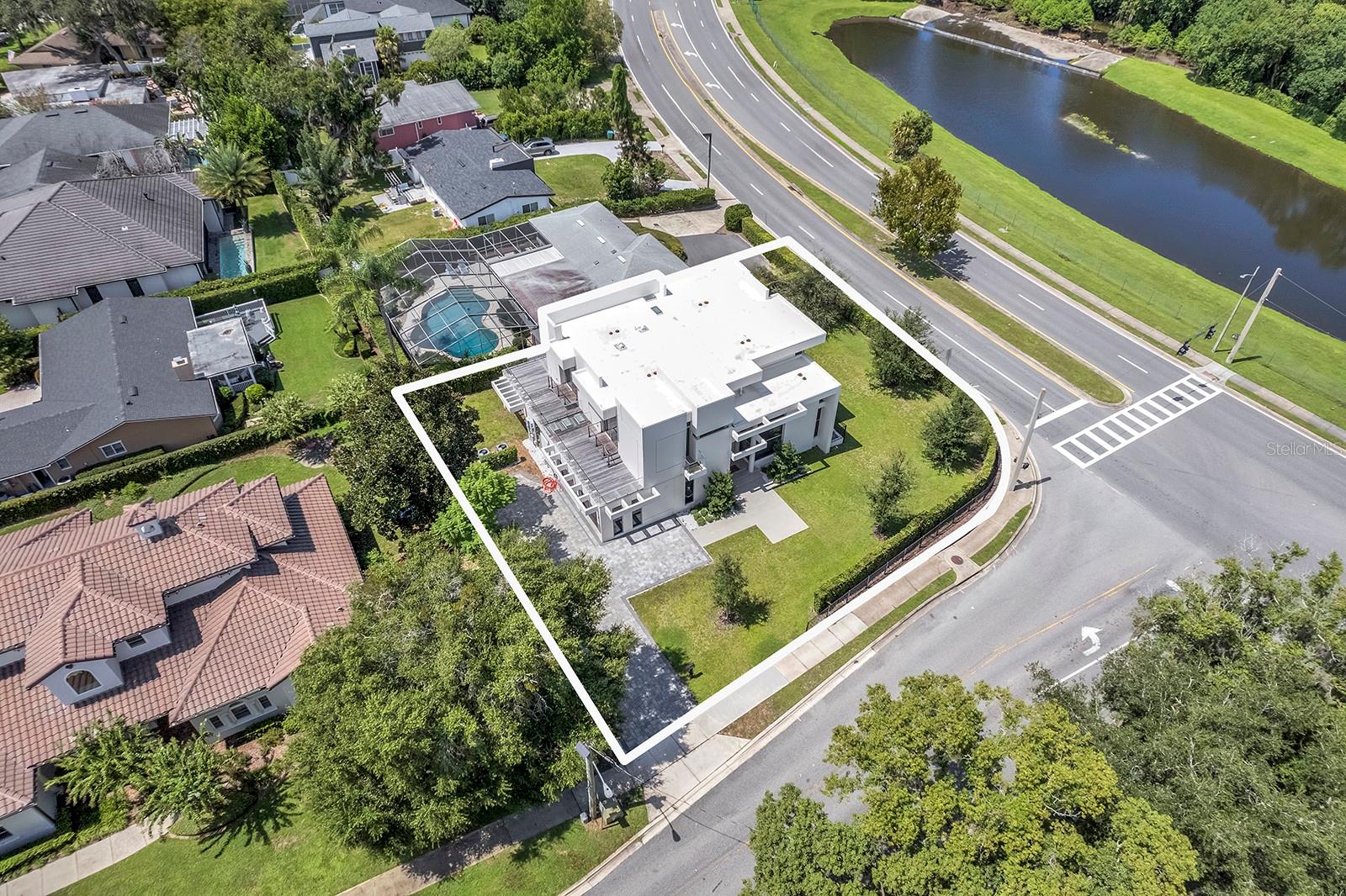 O6439181 Property Photo