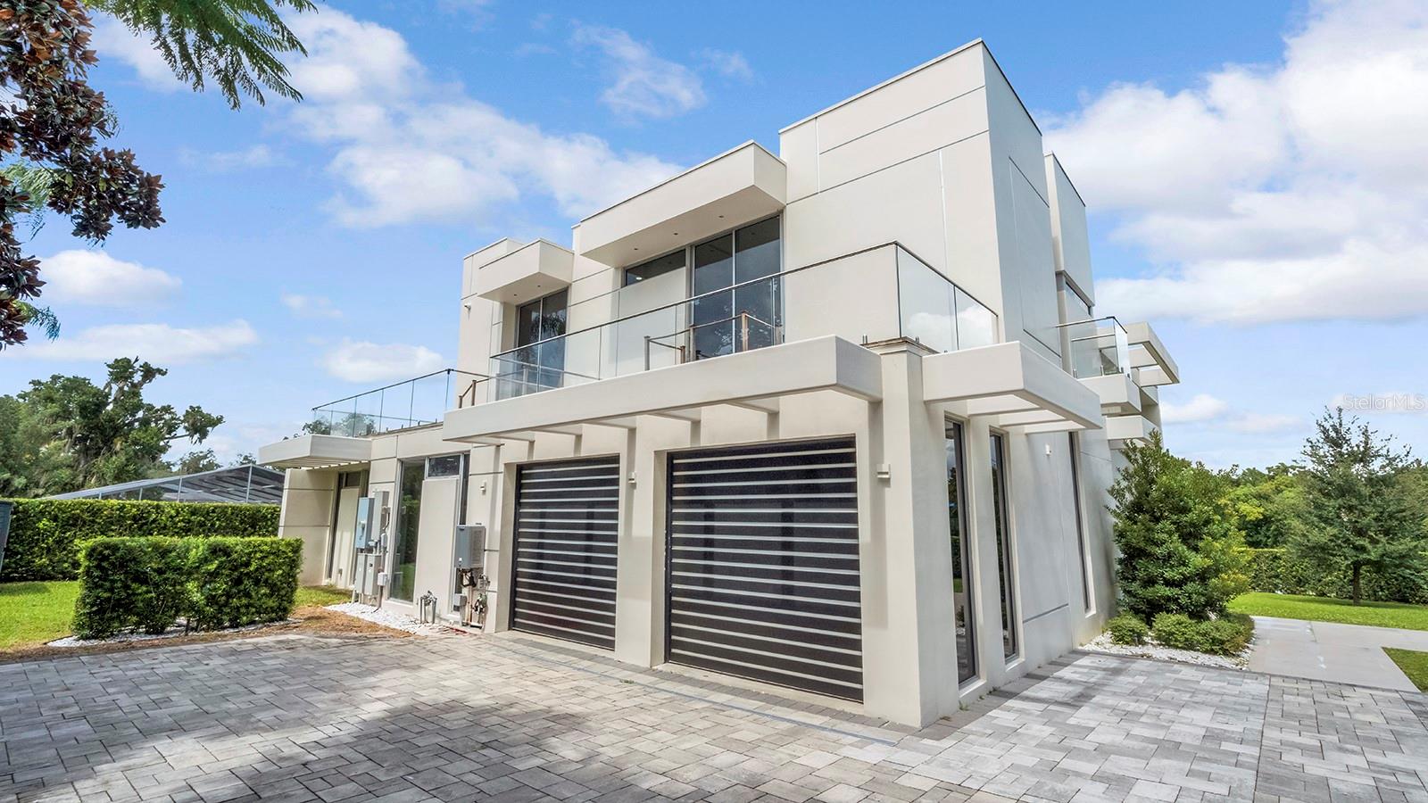 O6439181 Property Photo