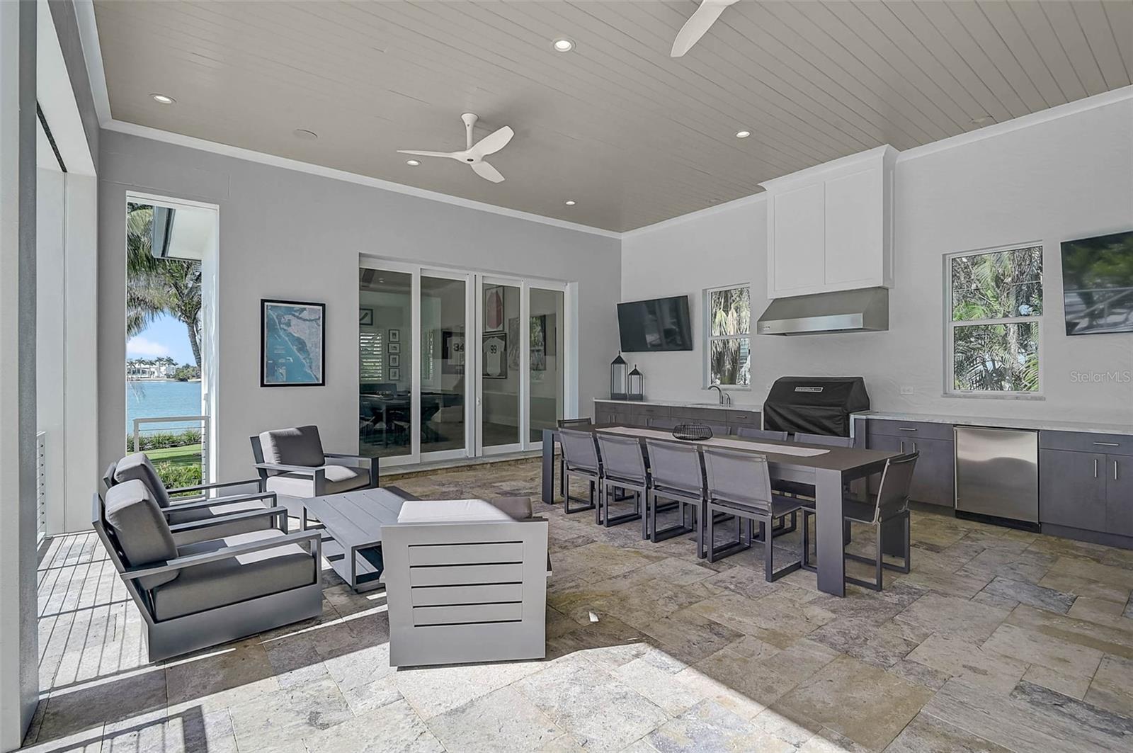 A4705380 Property Photo