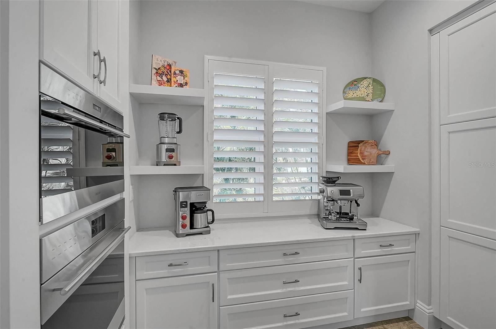 A4705380 Property Photo