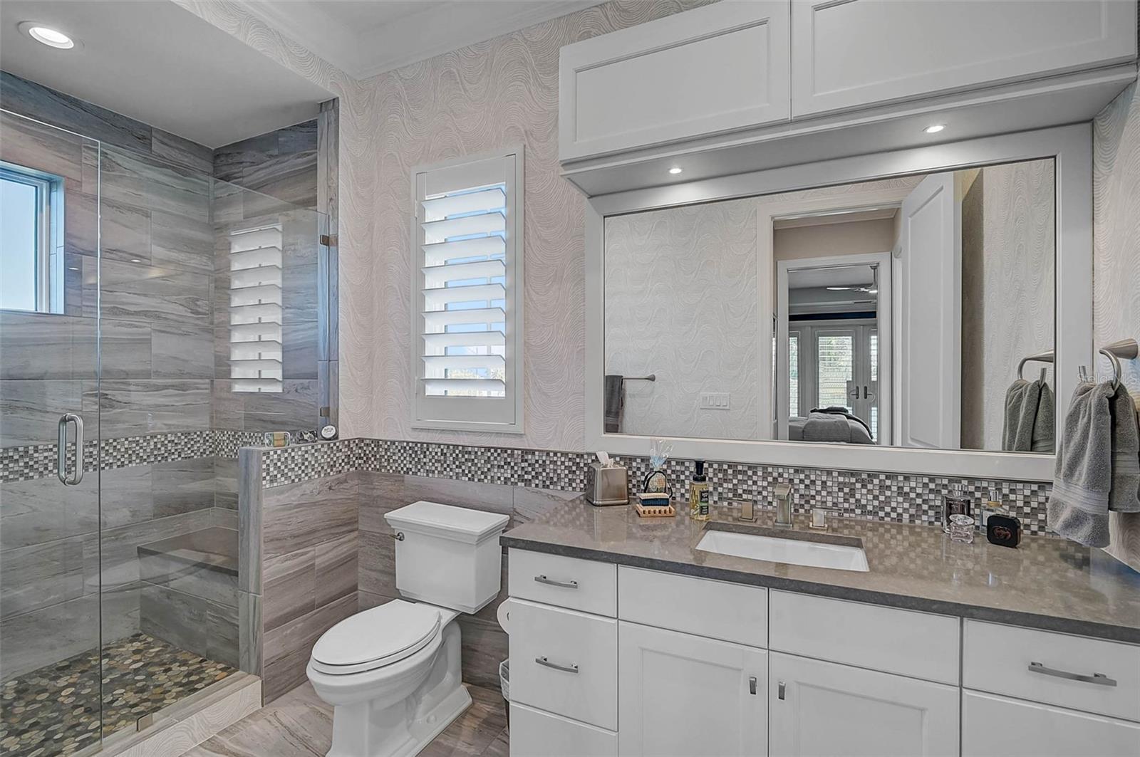 A4705380 Property Photo