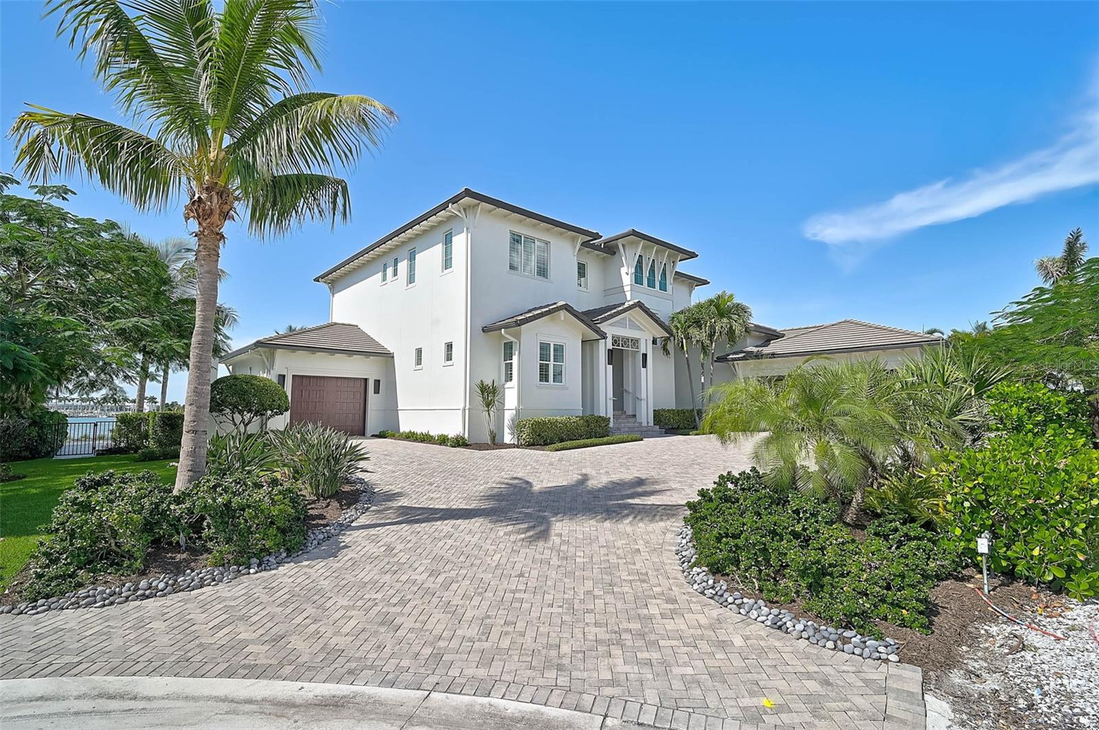 A4705380 Property Photo