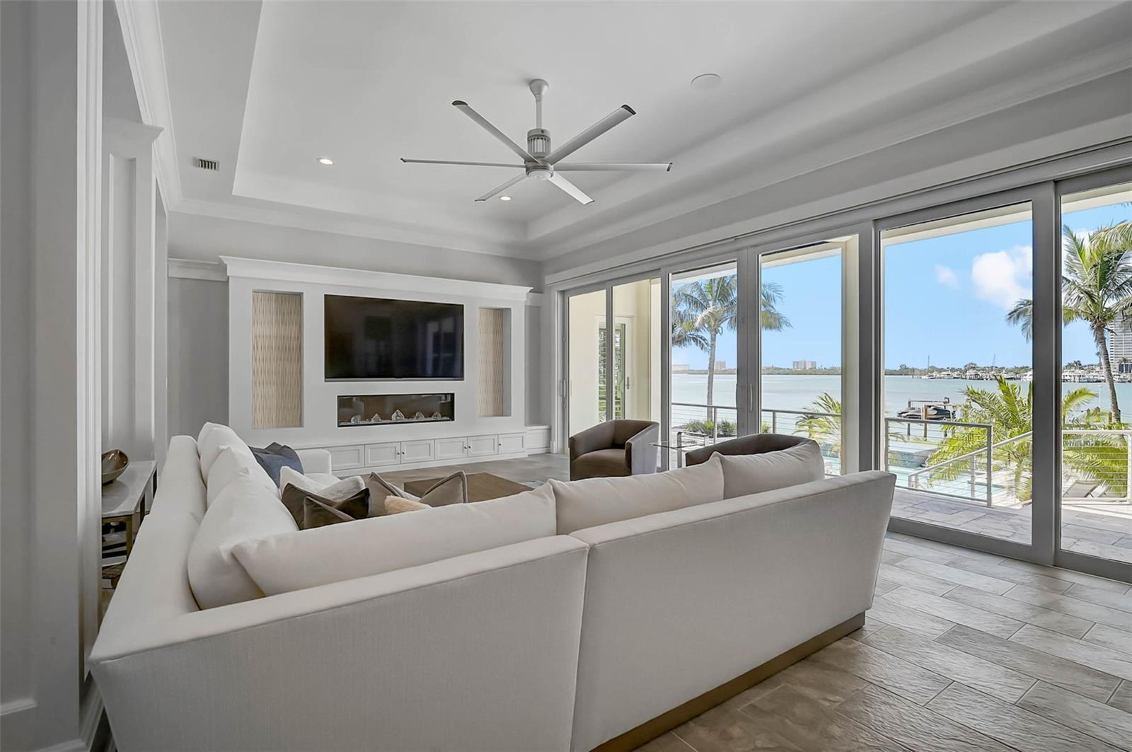 A4705380 Property Photo