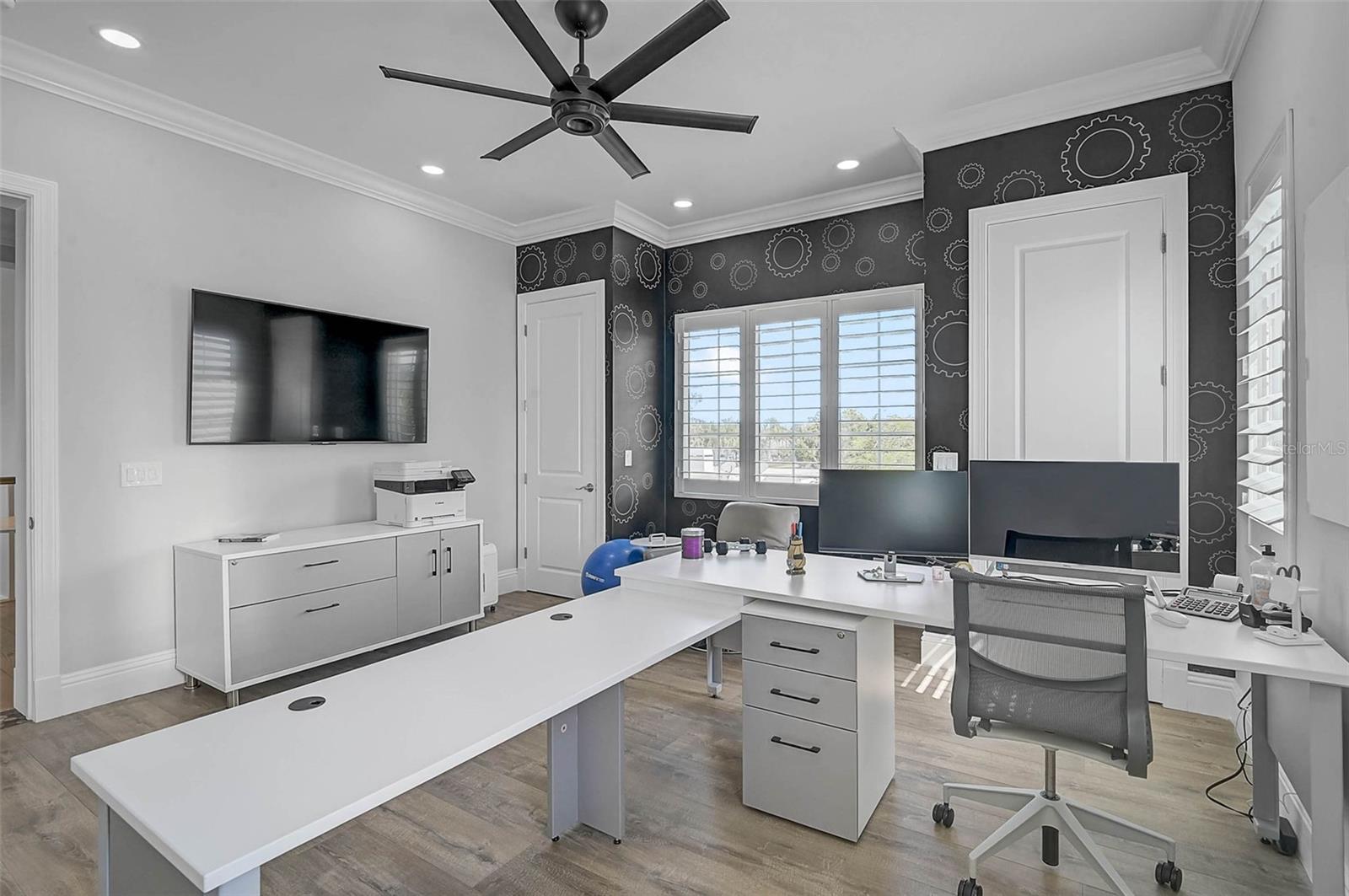 A4705380 Property Photo