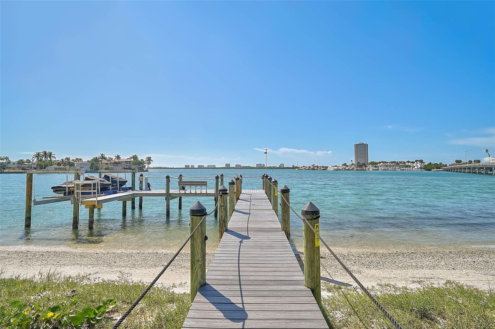 A4705380 Property Photo