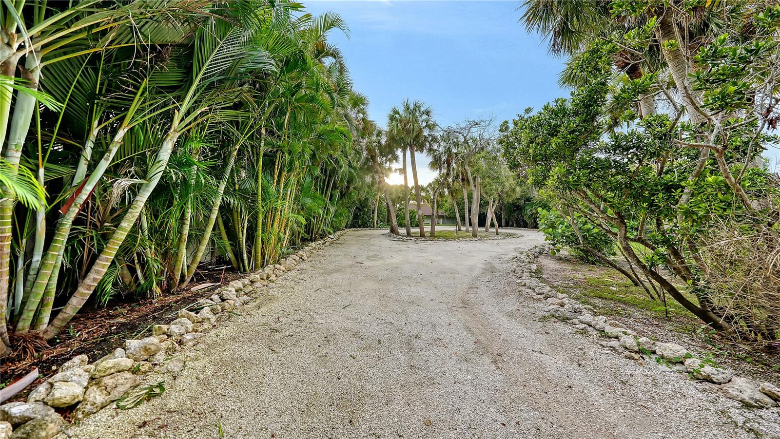 A4705426 Property Photo