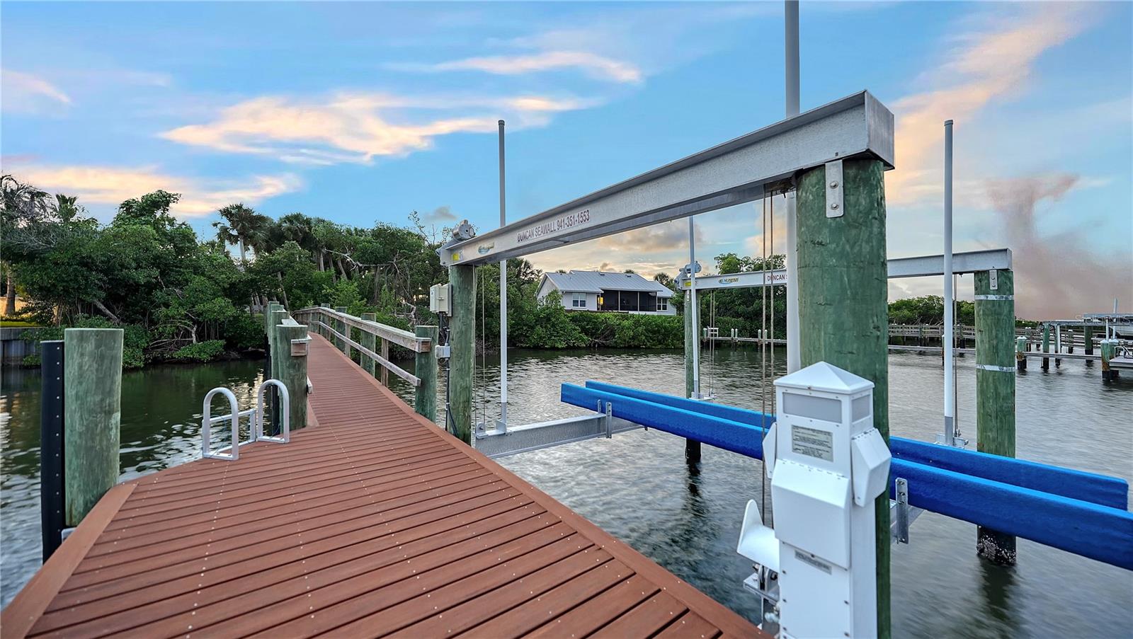 A4705426 Property Photo