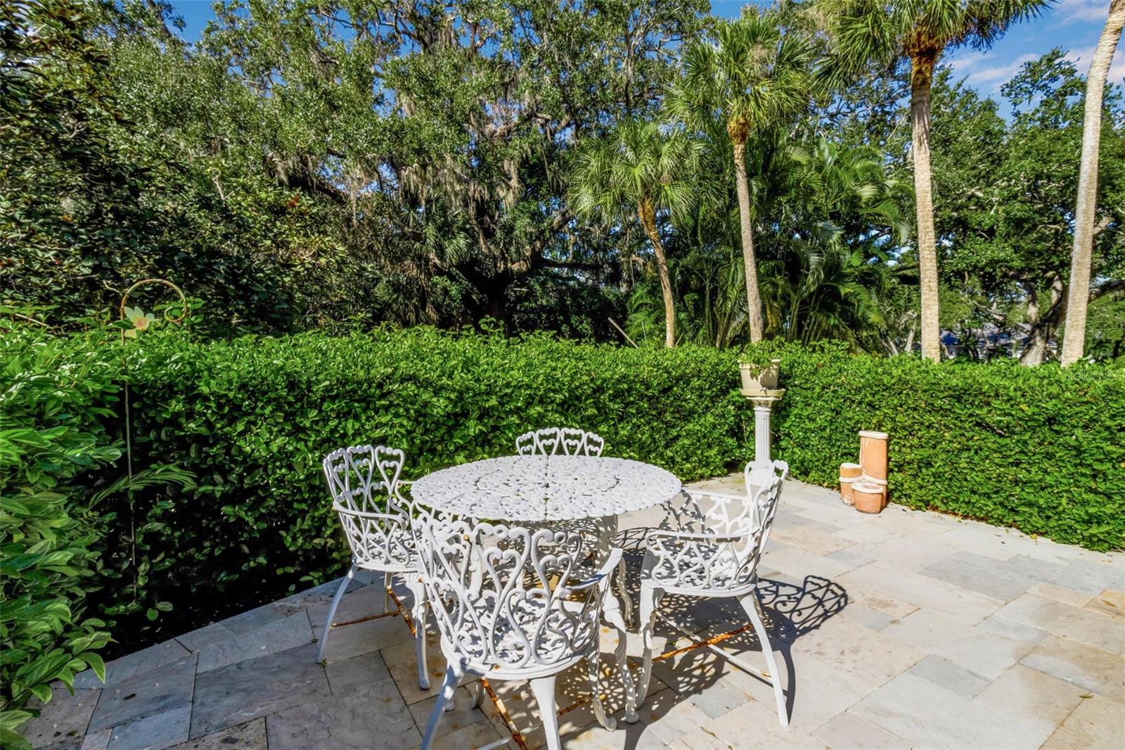A4705572 Property Photo