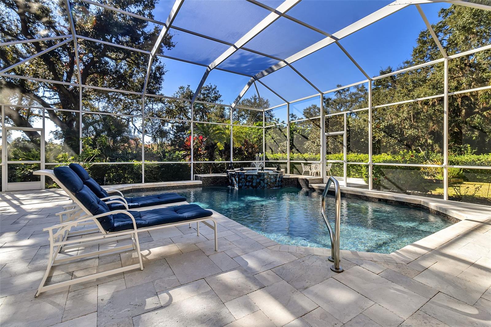 A4705572 Property Photo
