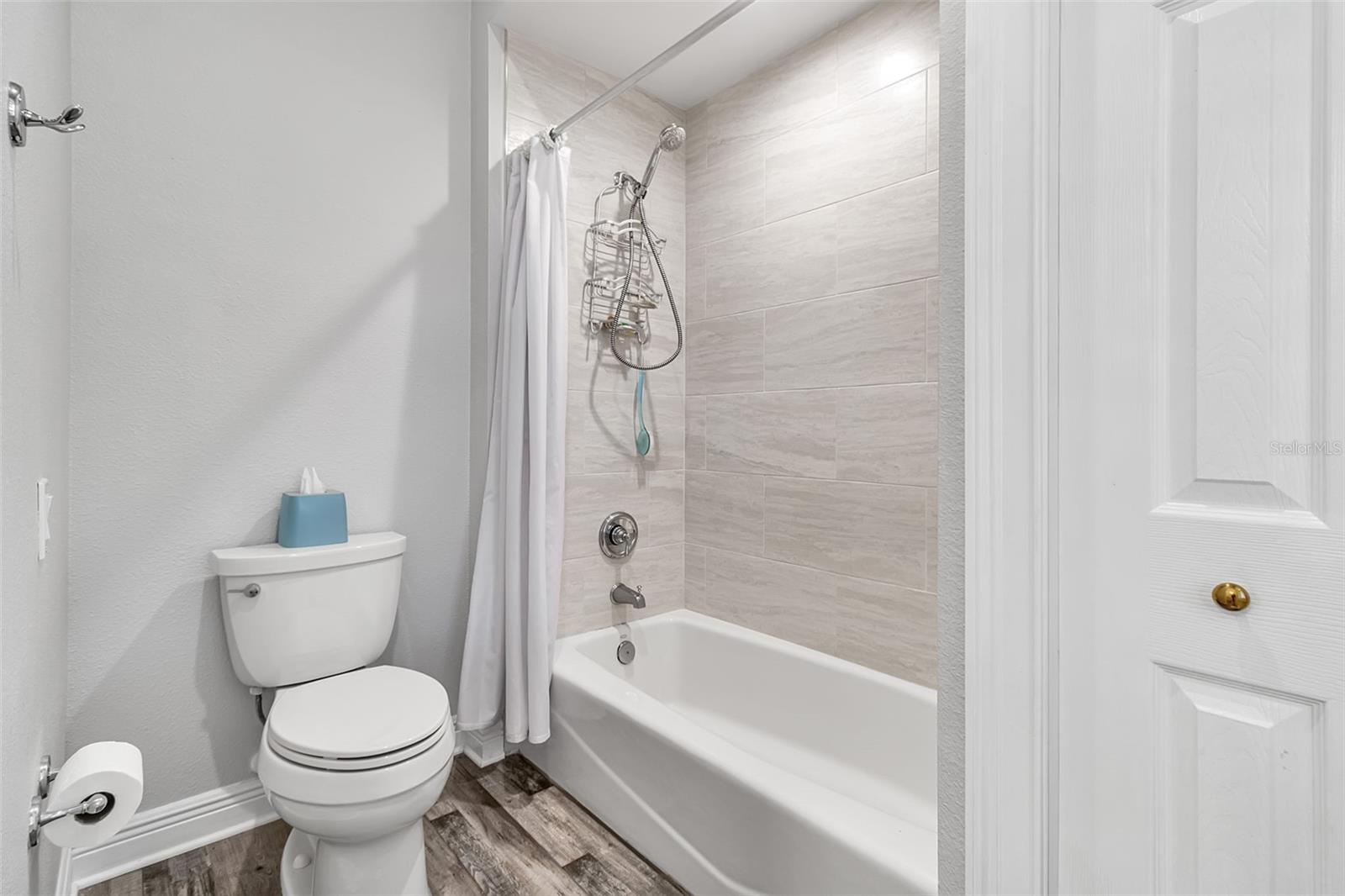 A4705572 Property Photo