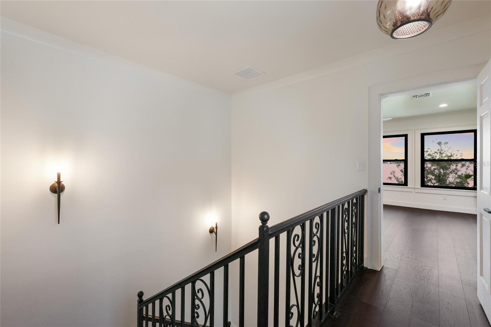 A4705701 Property Photo