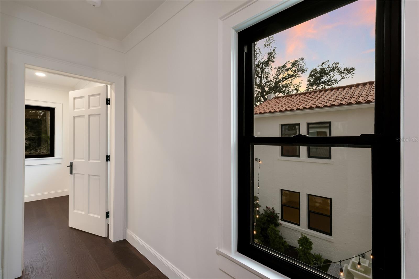 A4705701 Property Photo