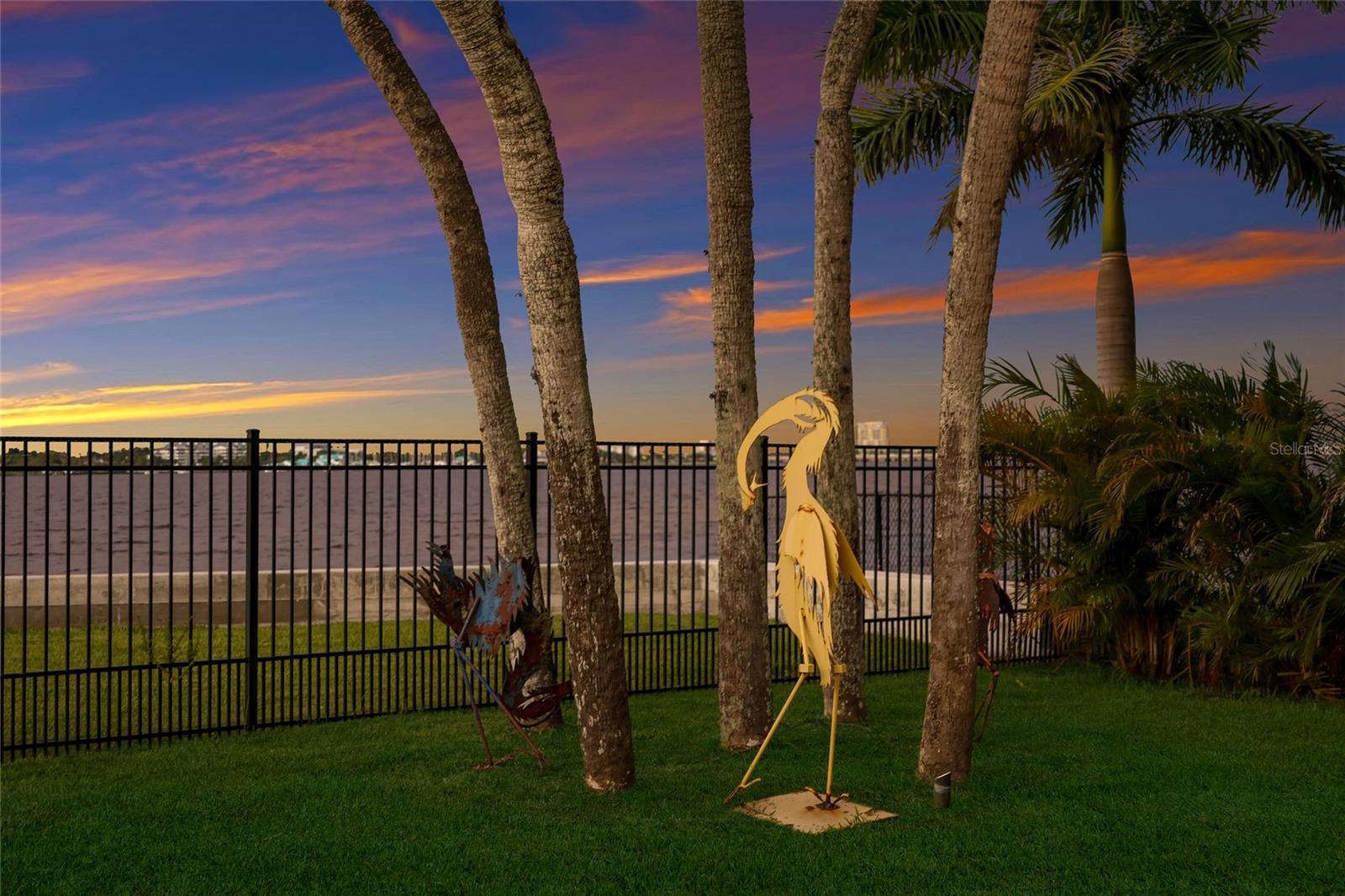 A4705701 Property Photo