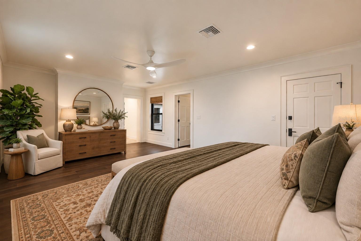A4705701 Property Photo
