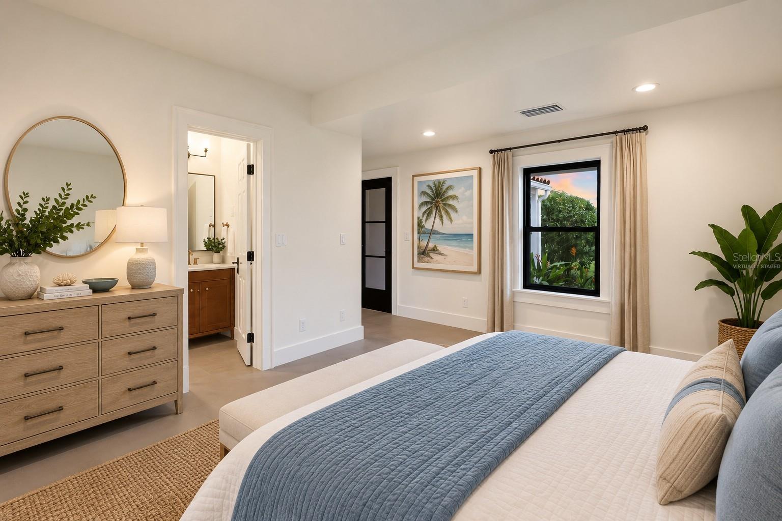A4705701 Property Photo