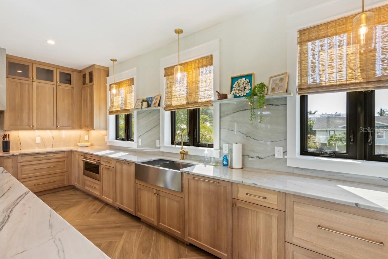 A4705734 Property Photo