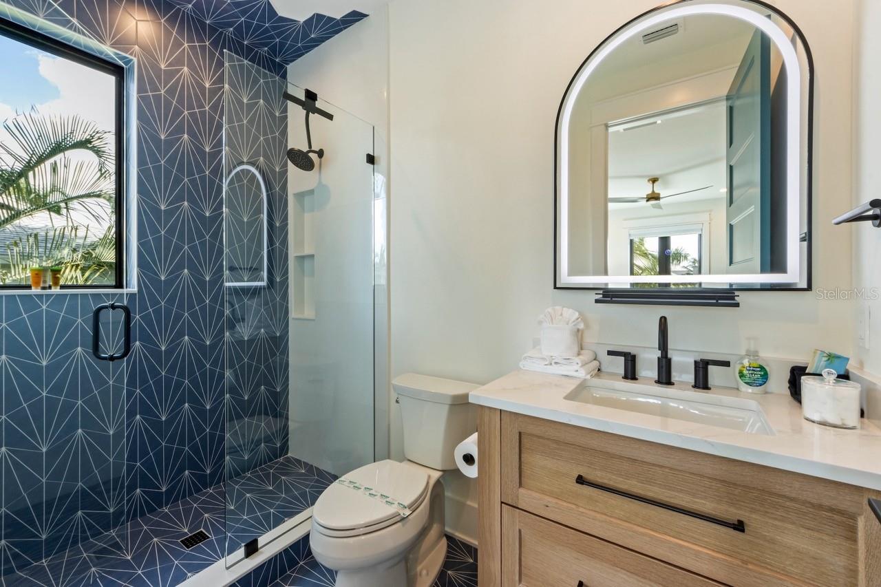 A4705734 Property Photo