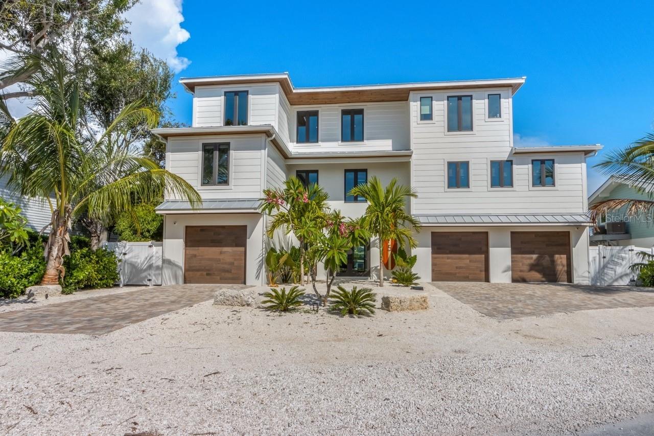 A4705734 Property Photo