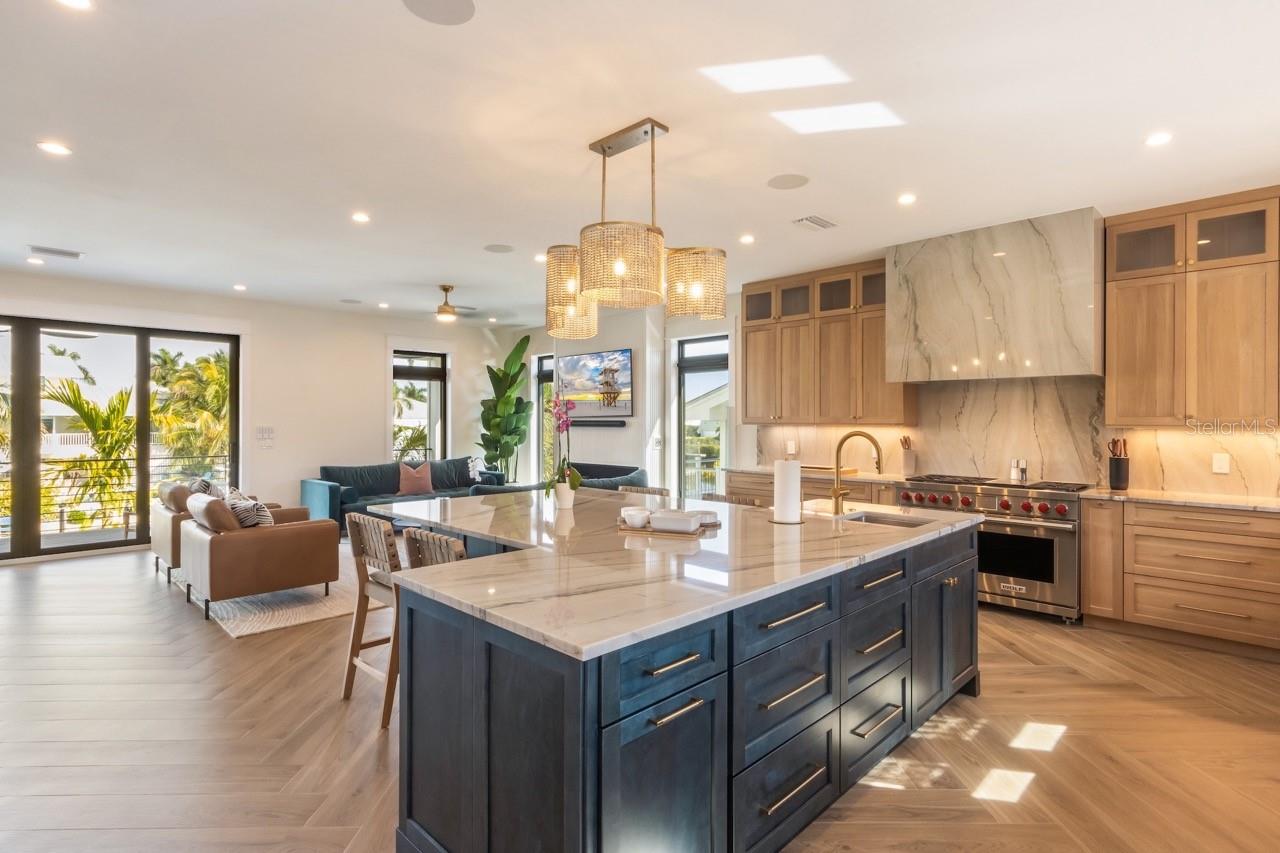 A4705734 Property Photo