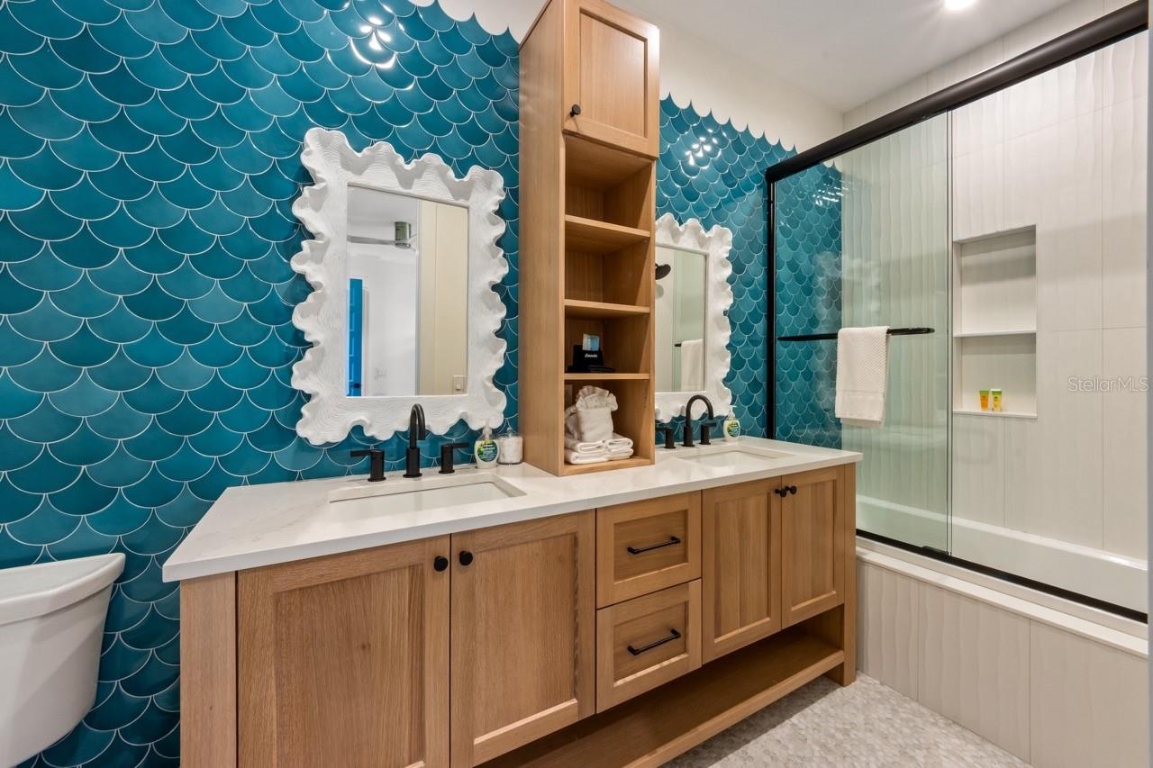 A4705734 Property Photo