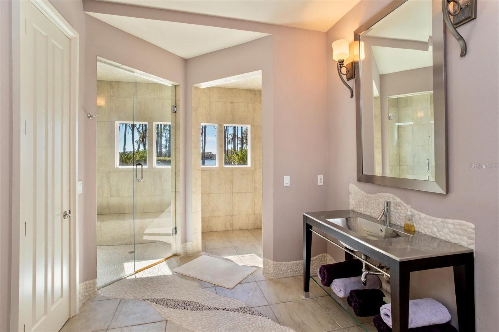 O6441344 Property Photo