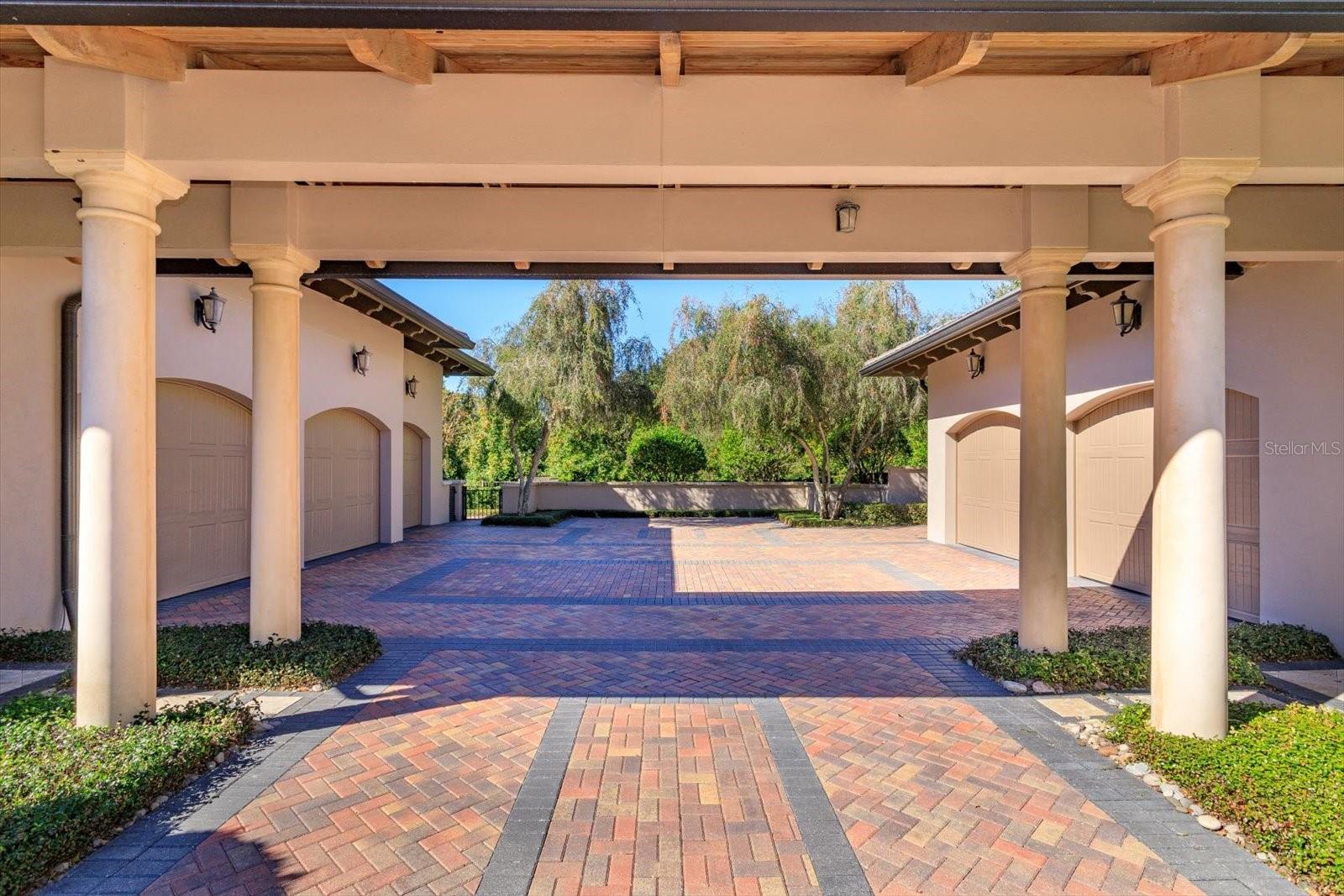 O6441344 Property Photo