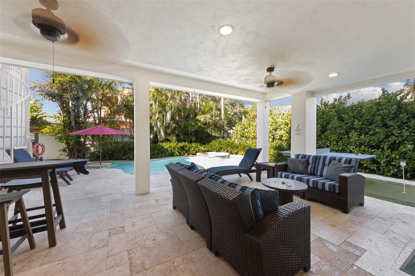 A4706045 Property Photo