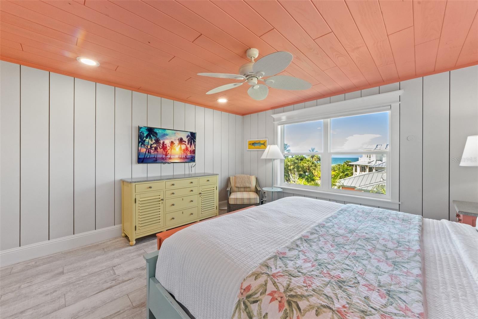 A4706045 Property Photo