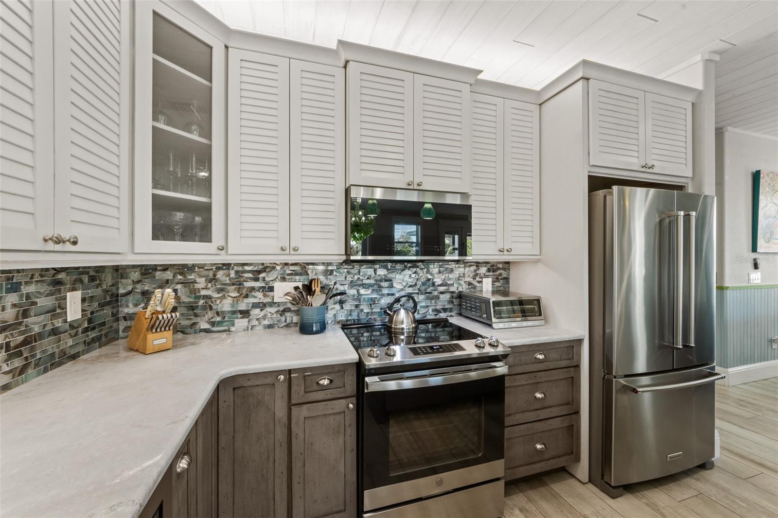 A4706045 Property Photo