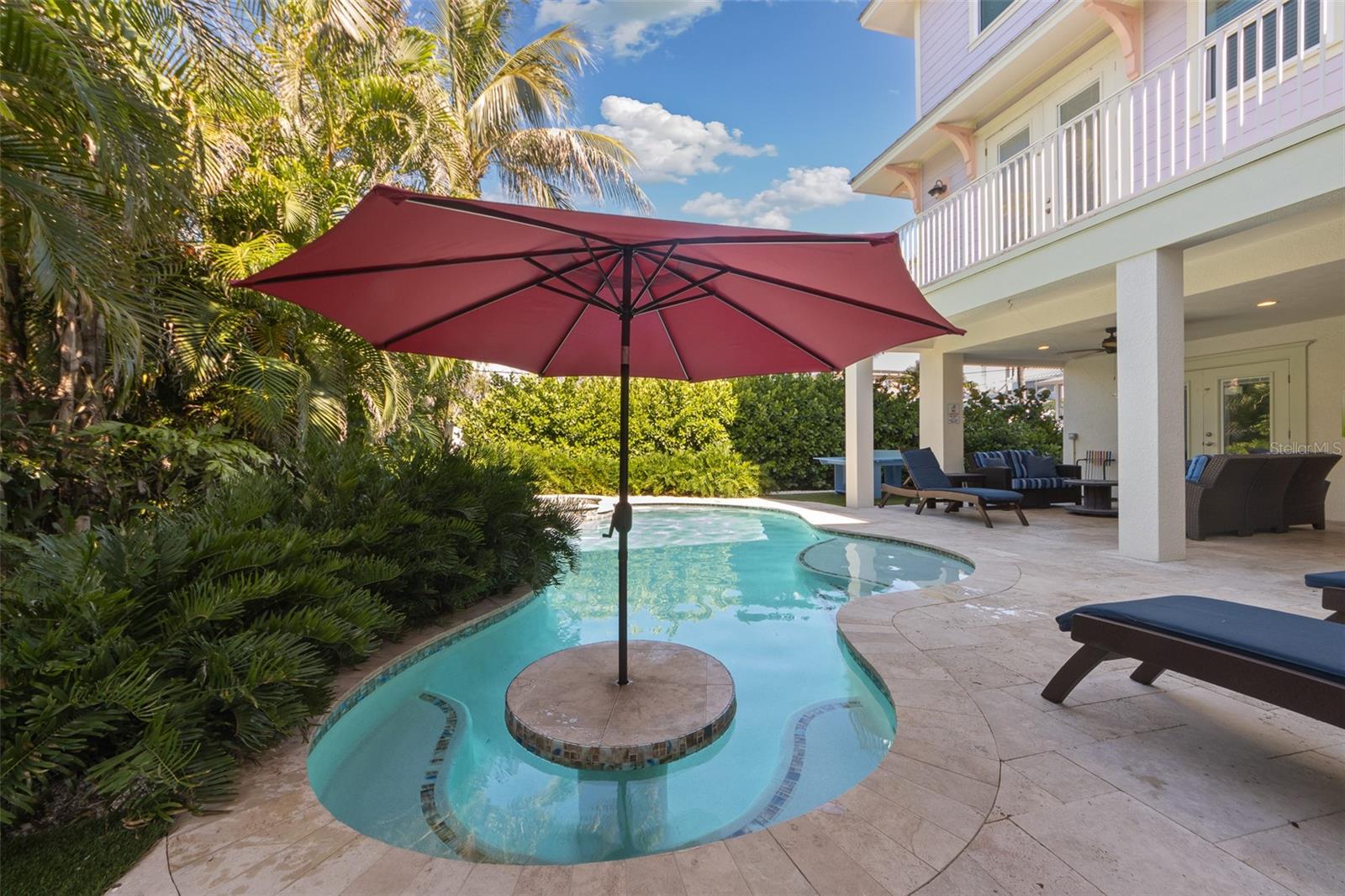 A4706045 Property Photo