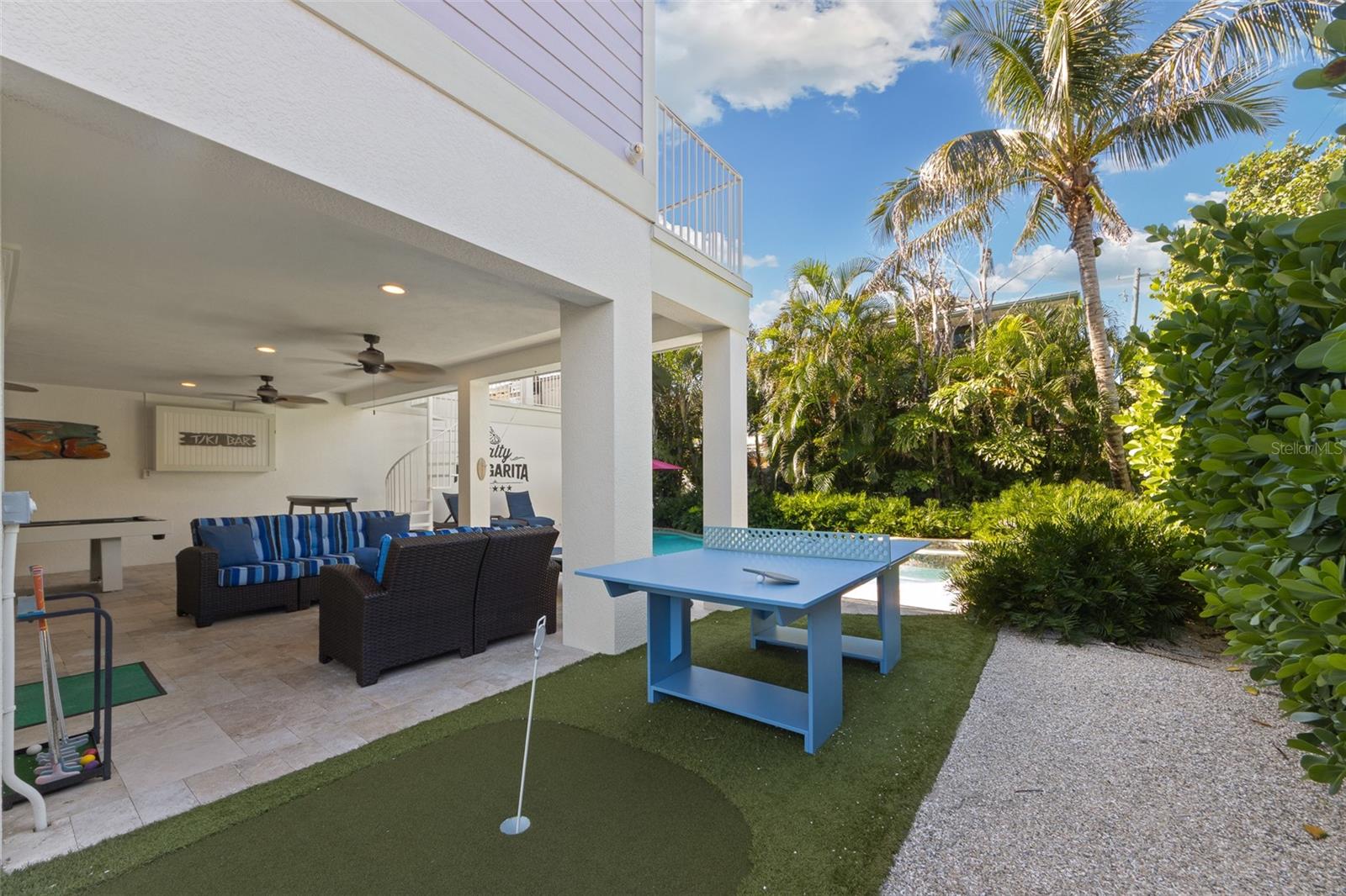 A4706045 Property Photo