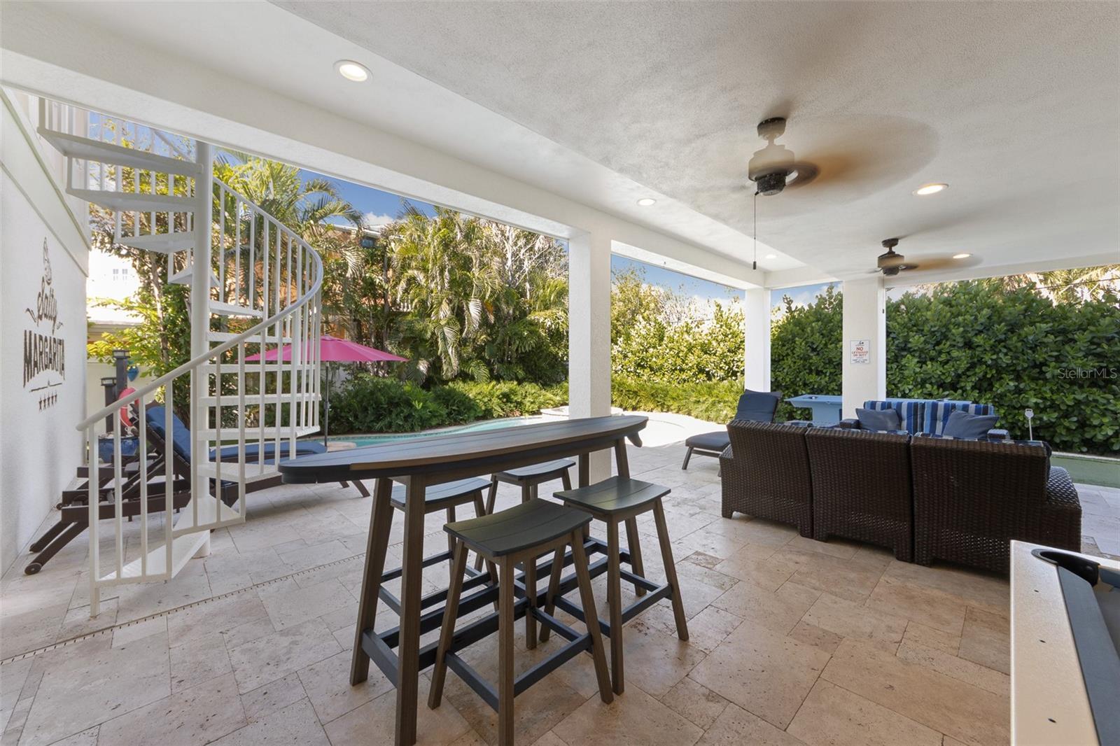 A4706045 Property Photo