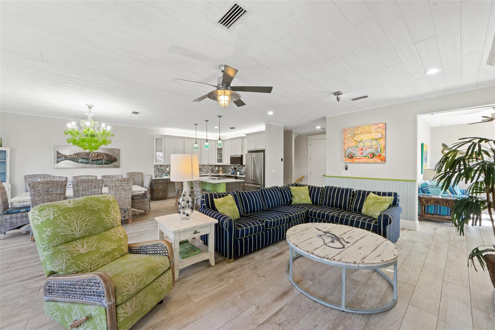 A4706045 Property Photo