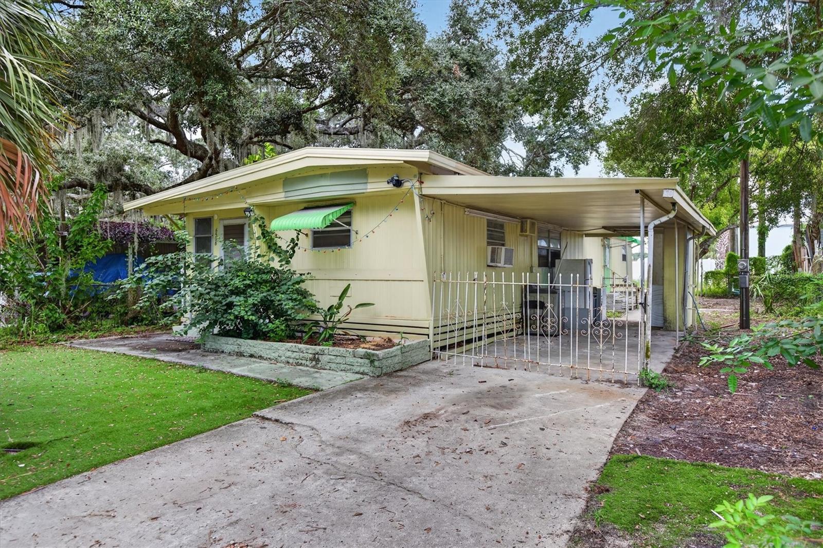 MLS# TB8548663 Property Photo