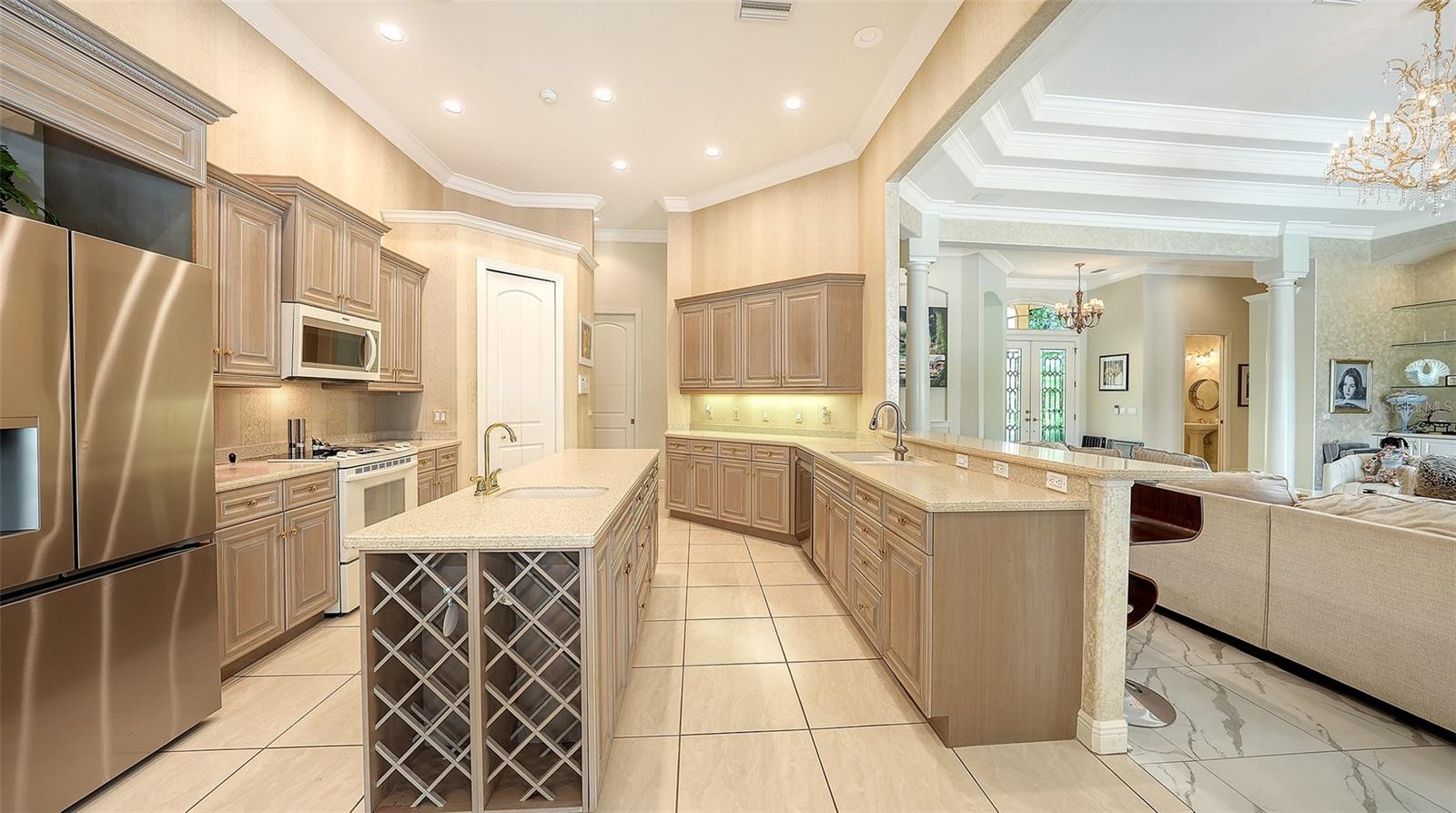 A4706228 Property Photo