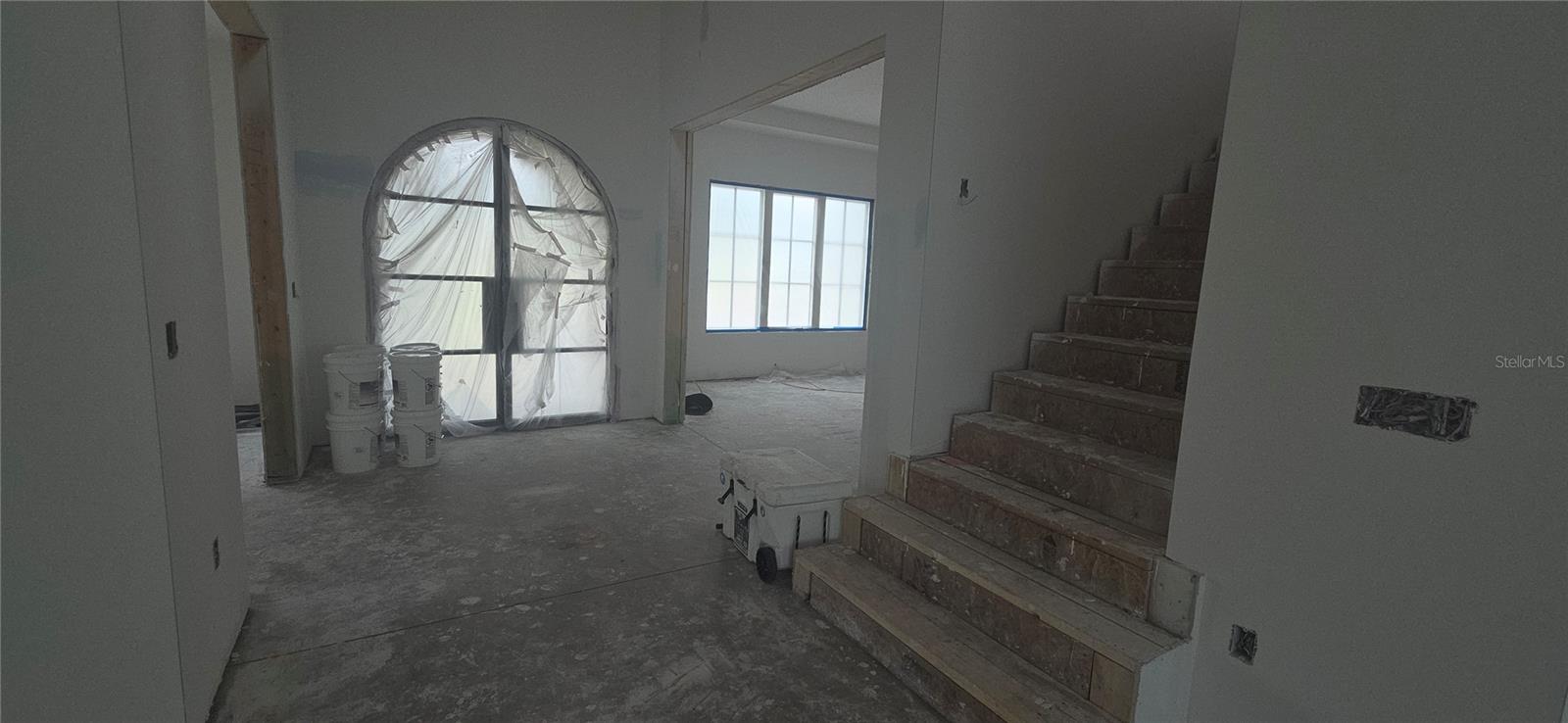 TB8549241 Property Photo