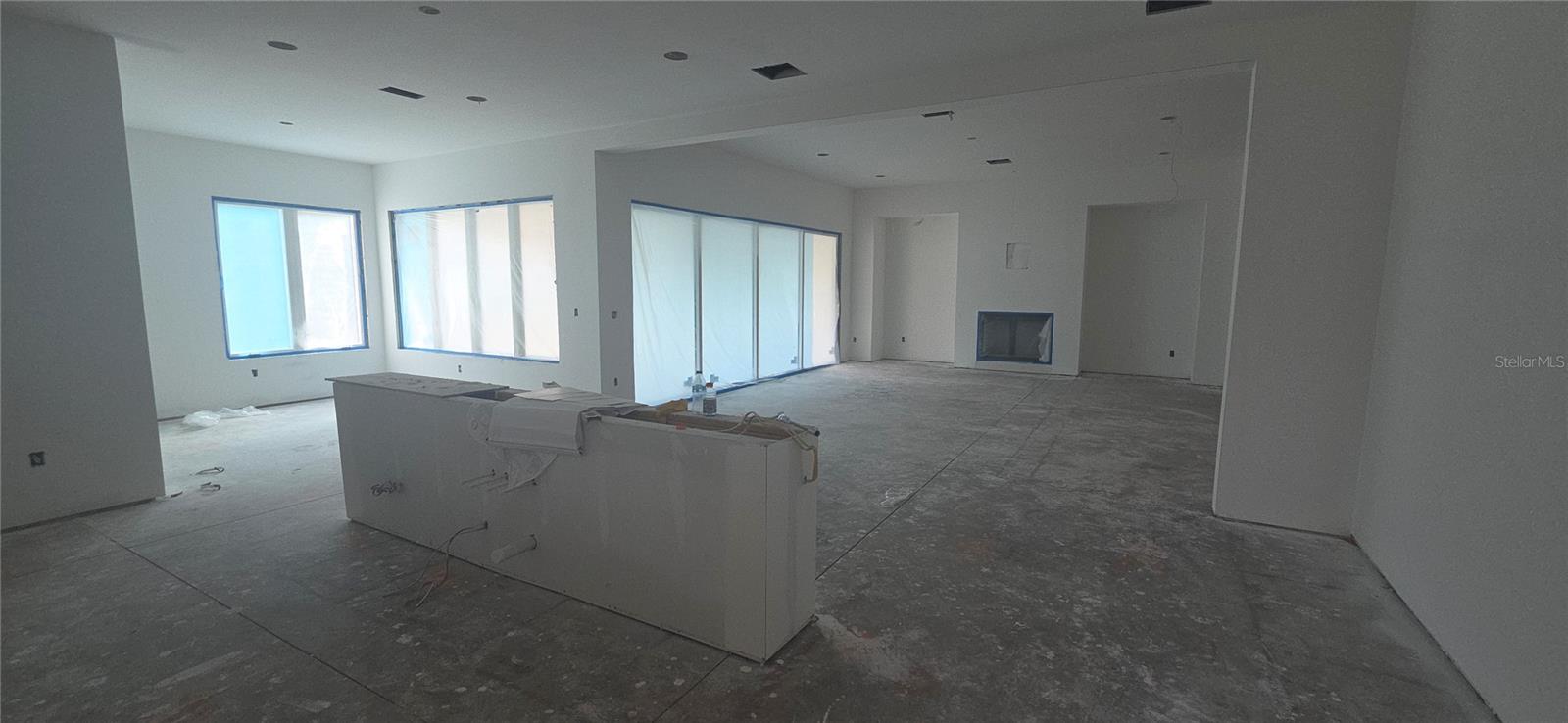 TB8549241 Property Photo