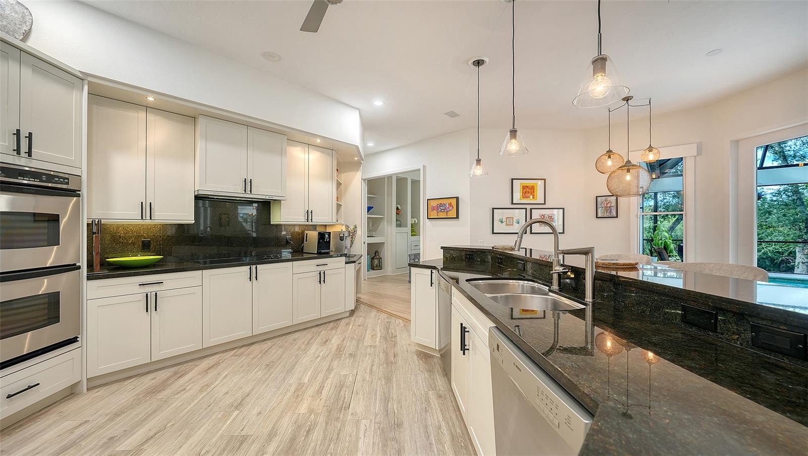 A4706333 Property Photo