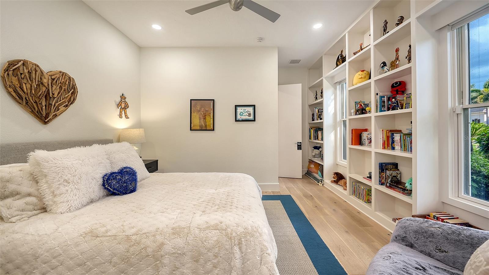 A4706333 Property Photo