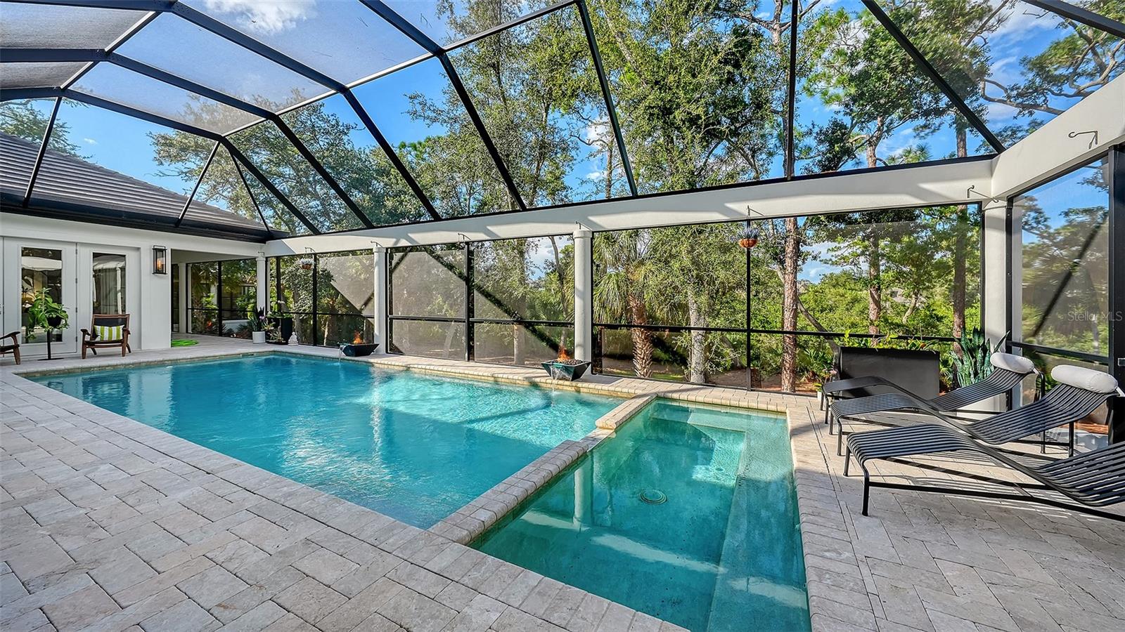 A4706333 Property Photo