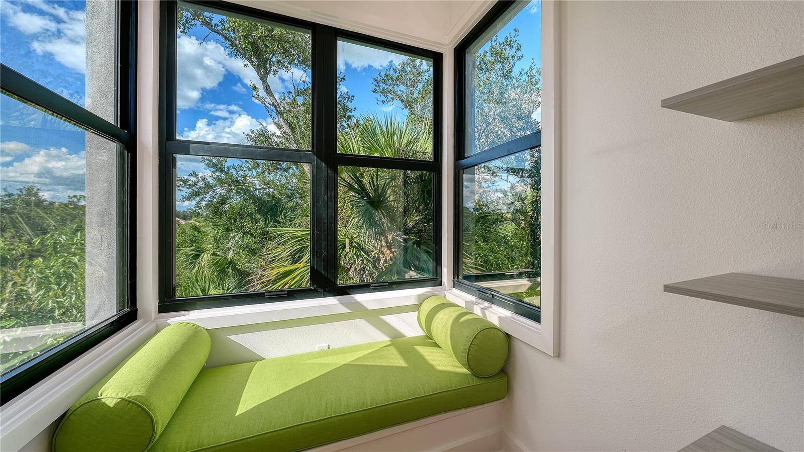 A4706333 Property Photo